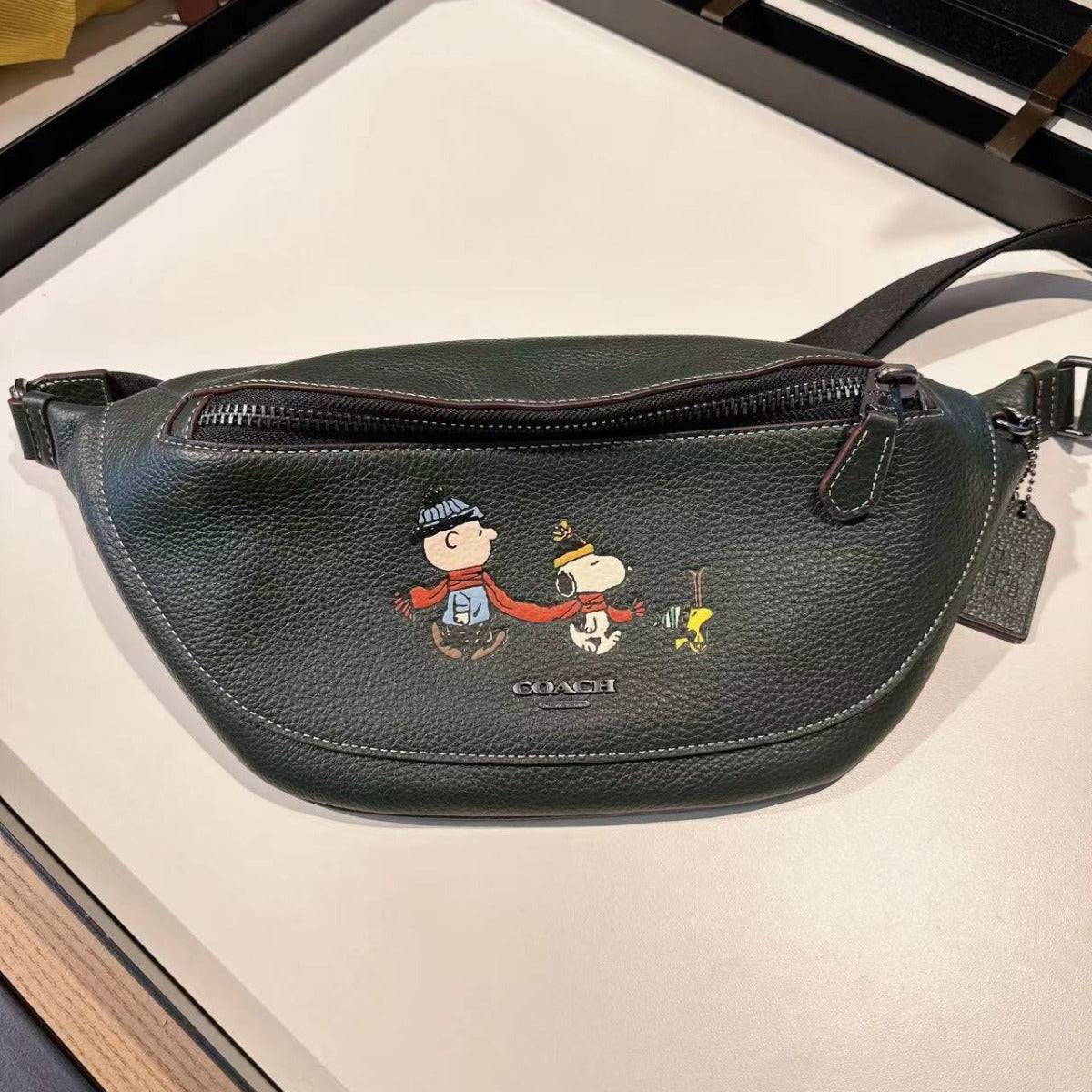 Coach CE618 Coach X Peanuts Warren Belt Bag In QB/Amazon Green Multi Coach CE618 Coach X Peanuts Warren Belt Bag In QB/Amazon Green Multi